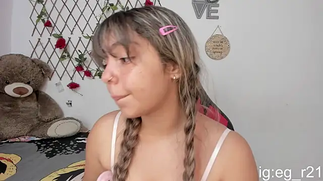 emma_grays2 live sex cam