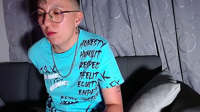 Sexyboy_666 live sex cam