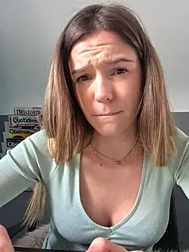 lucie_mehott live sex cam