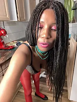 SolaeuftderbrauneHase live sex cam