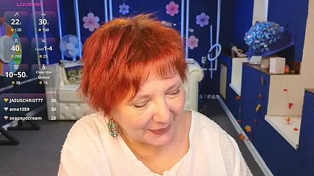 Kira_Kenett live sex cam