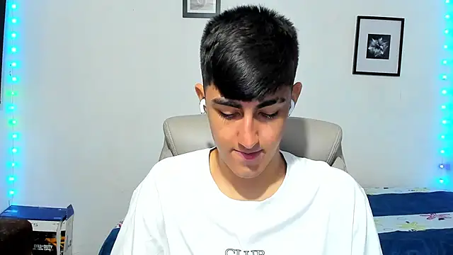 babymaik live sex cam