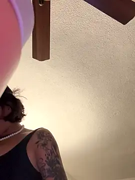 Mia-miauuuuu live sex cam