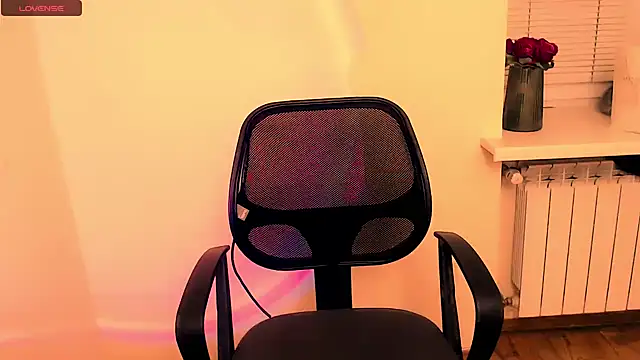 Felliciya live sex cam