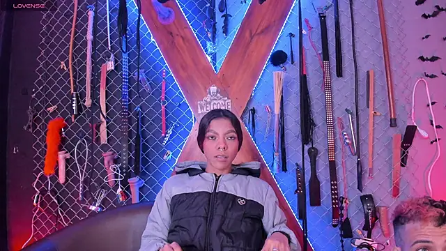 Warick_and_Aria_bdsm_ live sex cam