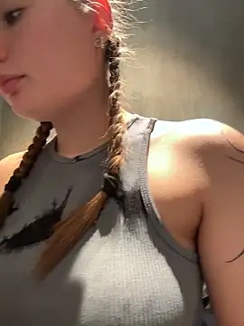 StephanieMur live sex cam