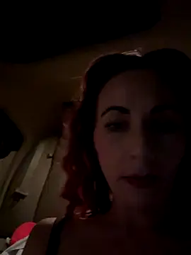 Natalieluxy live sex cam