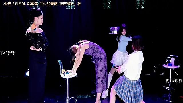 XKCH-001 live sex cam