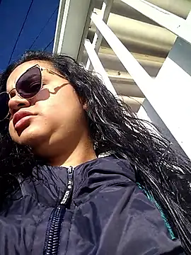 _Miaaleon live sex cam