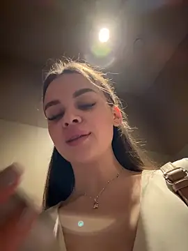 KristiRich live sex cam