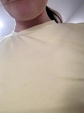 MiaBlossom live sex cam