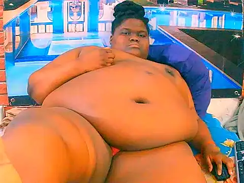 EbonyHotBuns live sex cam