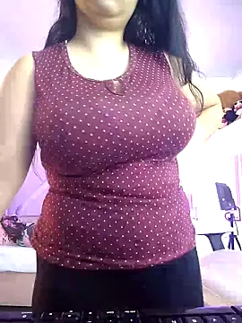 _Miaaleon live sex cam