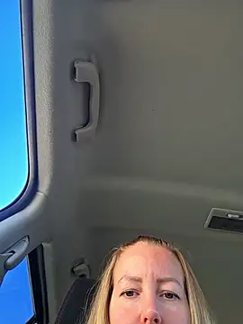 Jassy_Foxy live sex cam