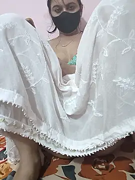 SpicyQueenX69 live sex cam