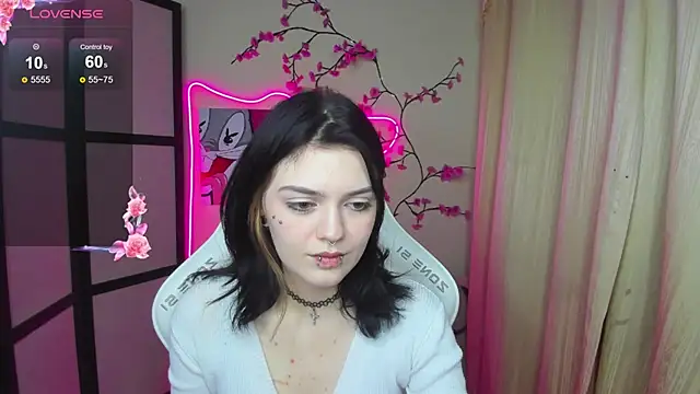 EmmaDarkk live sex cam