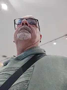 Satiro_Sevilla live sex cam