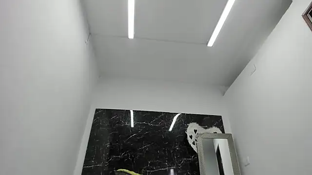 ada-brooke live sex cam