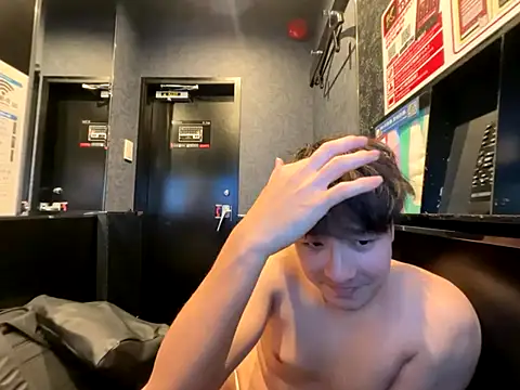 yuuki8910 live sex cam