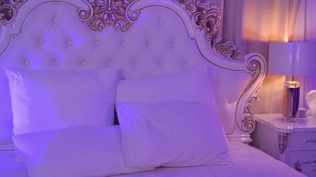 ArianaMell live sex cam