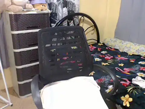 lovelyxmorena live sex cam