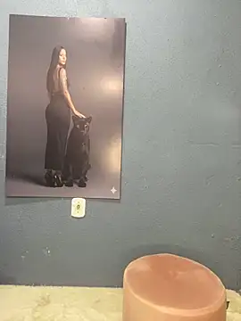 Elamesmamorena live sex cam