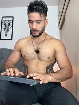 Maximiliano_ford live sex cam