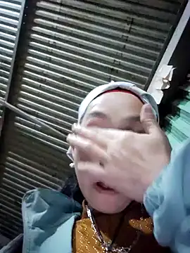 gio-thu live sex cam