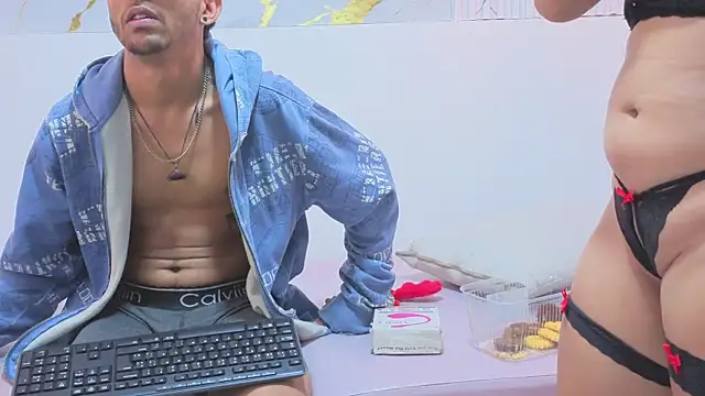 Annyeli live sex cam