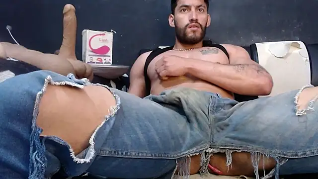 ethasteban27 live sex cam