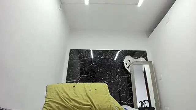 ada-brooke live sex cam