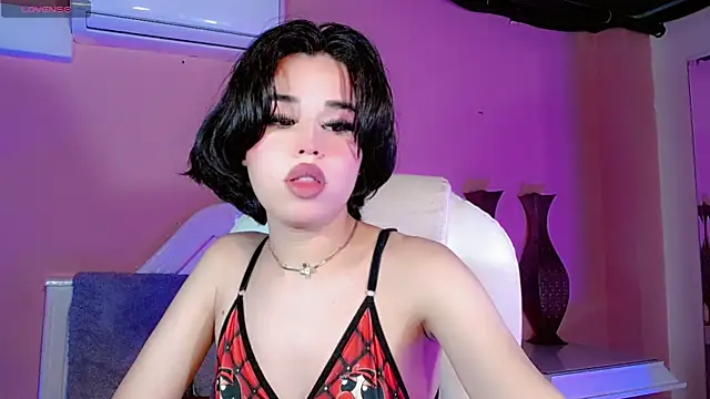 ClaudiaSophia live sex cam