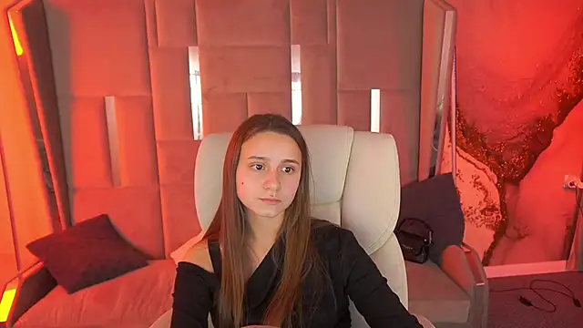 TinyNatalie live sex cam