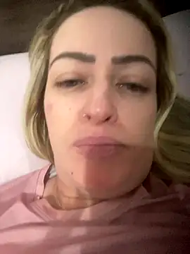 Alerquinasc live sex cam