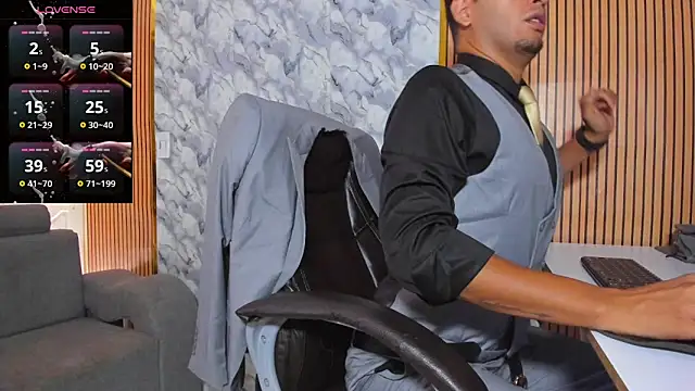 Hideintheoffice live sex cam