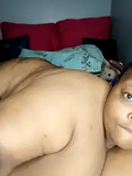 fatafricanqueen live sex cam