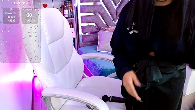 AliceWalker_11 live sex cam