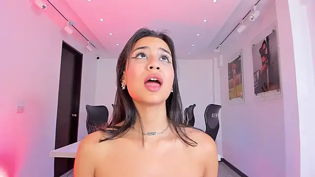 NairobiLee live sex cam