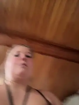 Lars-Lola live sex cam