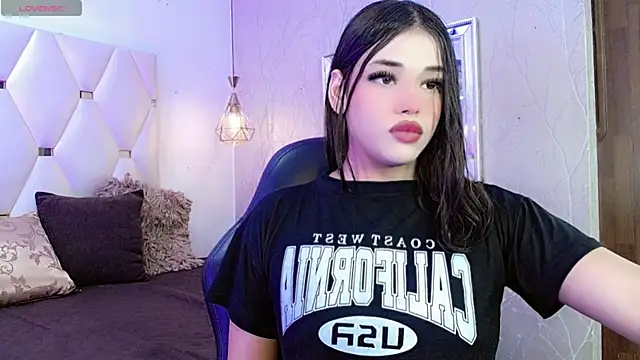 Daniela_Embeer_ live sex cam