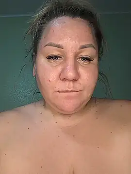 AnnaCurvy live sex cam