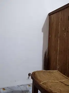 Tanha18 live sex cam