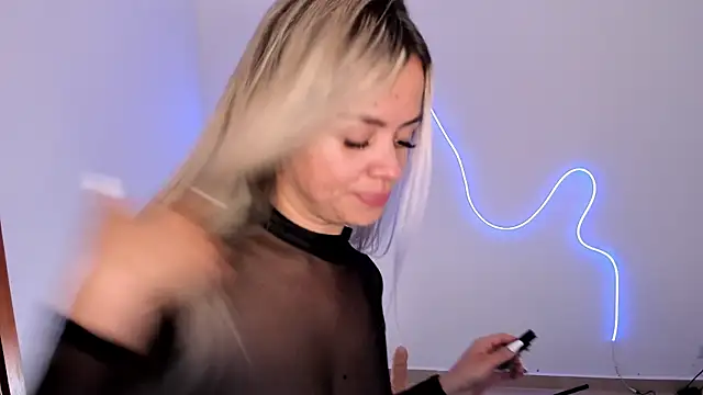 Luna_Marquez live sex cam