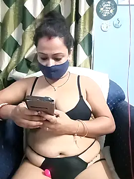 Deliciouskimi live sex cam