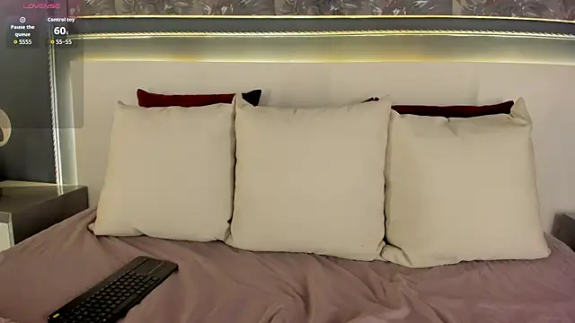 IvyEllis live sex cam