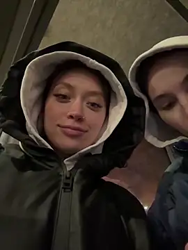 SnappyHappy live sex cam