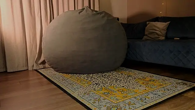 mollyyank live sex cam