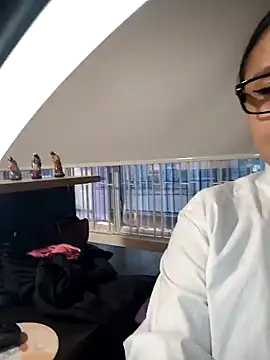 Cute_Penelope live sex cam