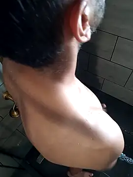 chocoman3 live sex cam