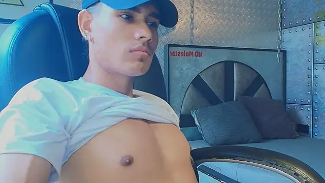 PeterSanders1 live sex cam